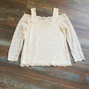 Chico's Cream Lace Square-Neck cold shoulder Blouse size 1 or Small